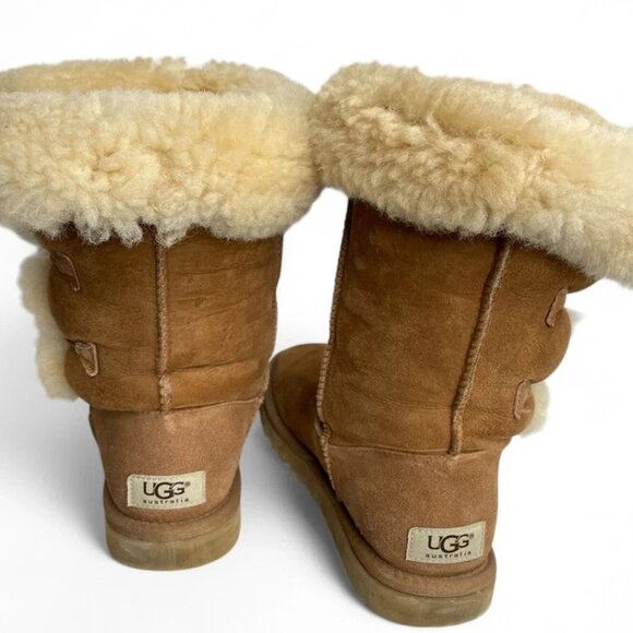 Ugg 1873 Sheepskin Shearling Bailey Triple Button Boots Women's 5 - Picture 11 of 16
